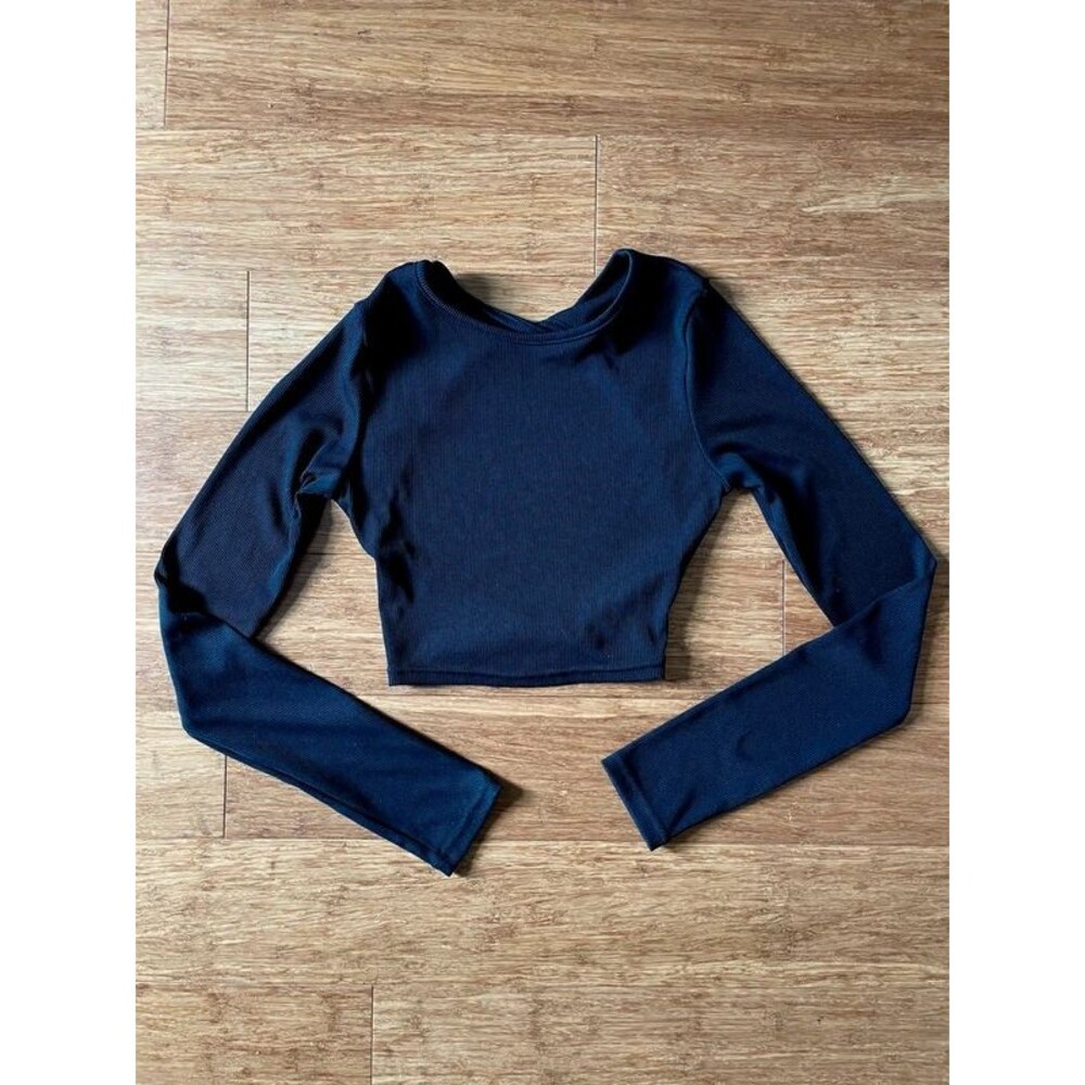 Twisted Open Back - Picture 2 of 5